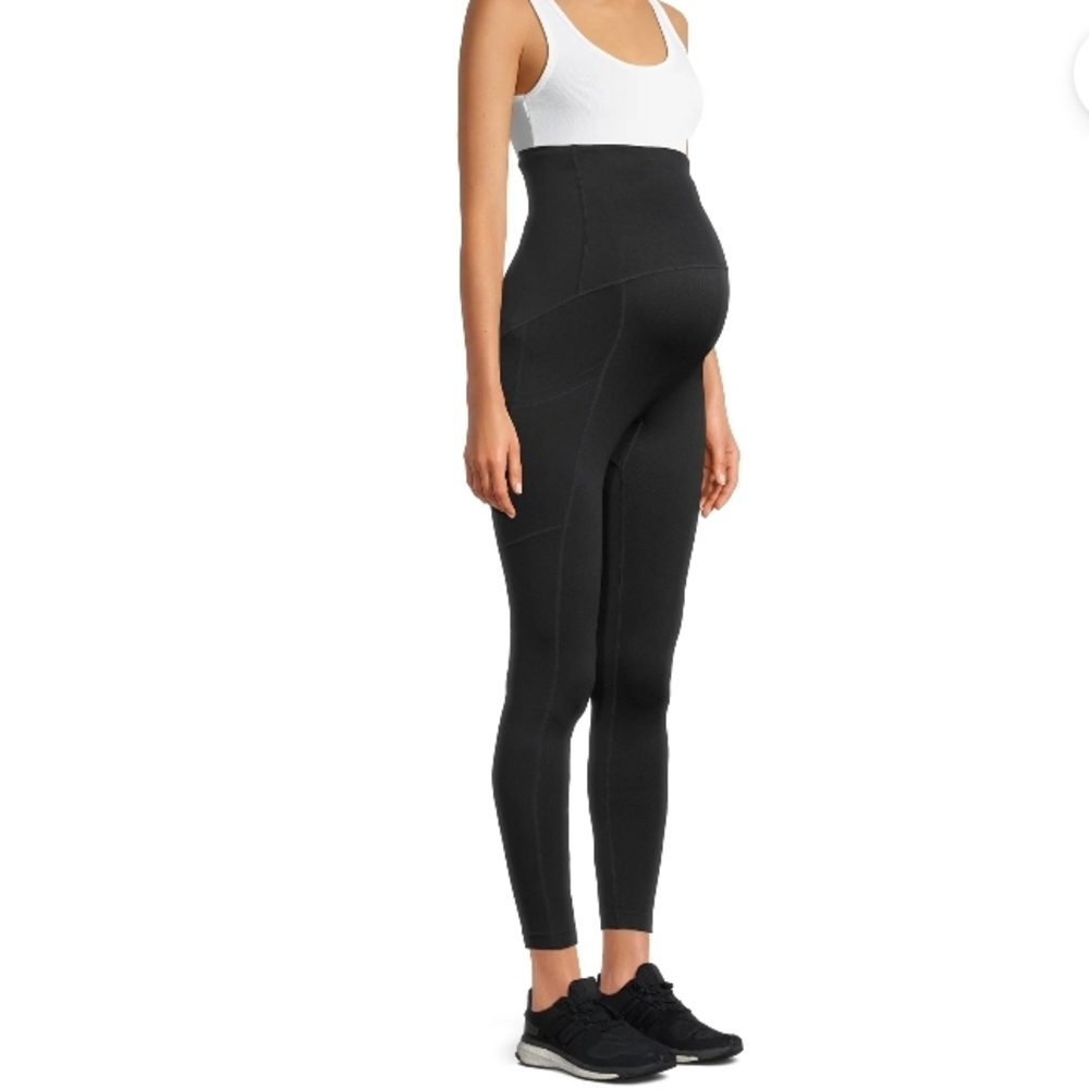 Destination Maternity Black Cropped Pants - Picture 3 of 15